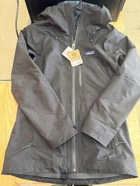 Patagonia Black Hooded Shell Jacket